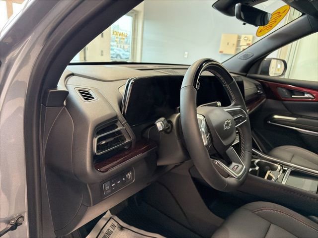 Used 2025 Chevrolet Traverse Z71 w/ Enhanced Driving Package image 24