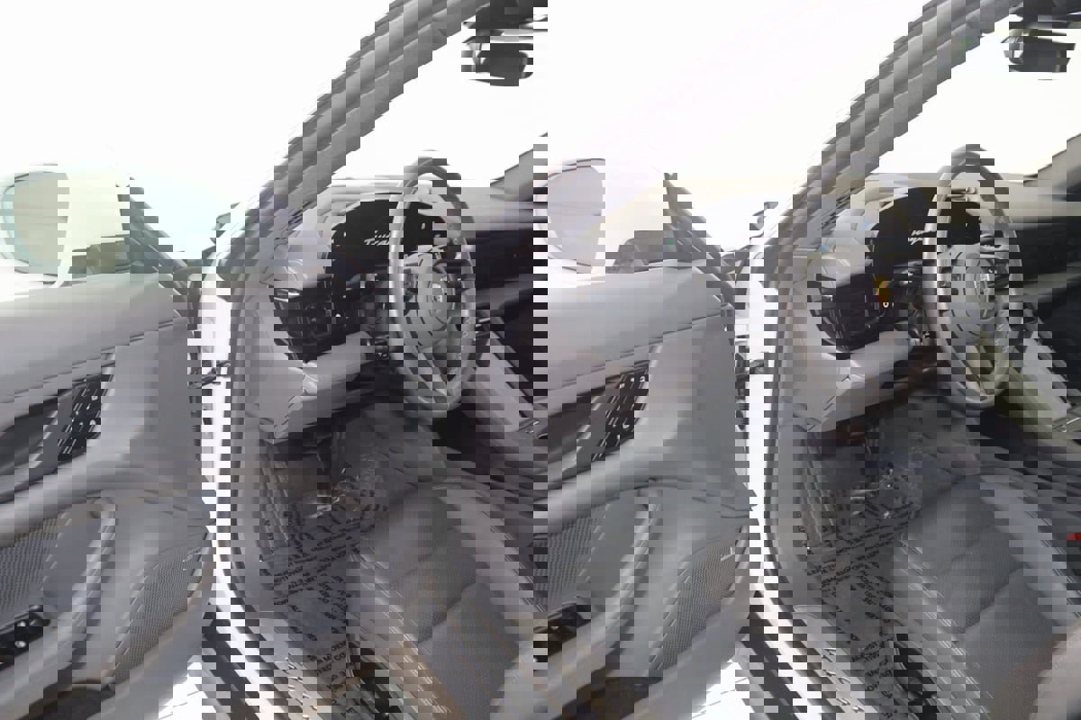 Used 2020 Porsche Taycan 4S image 61