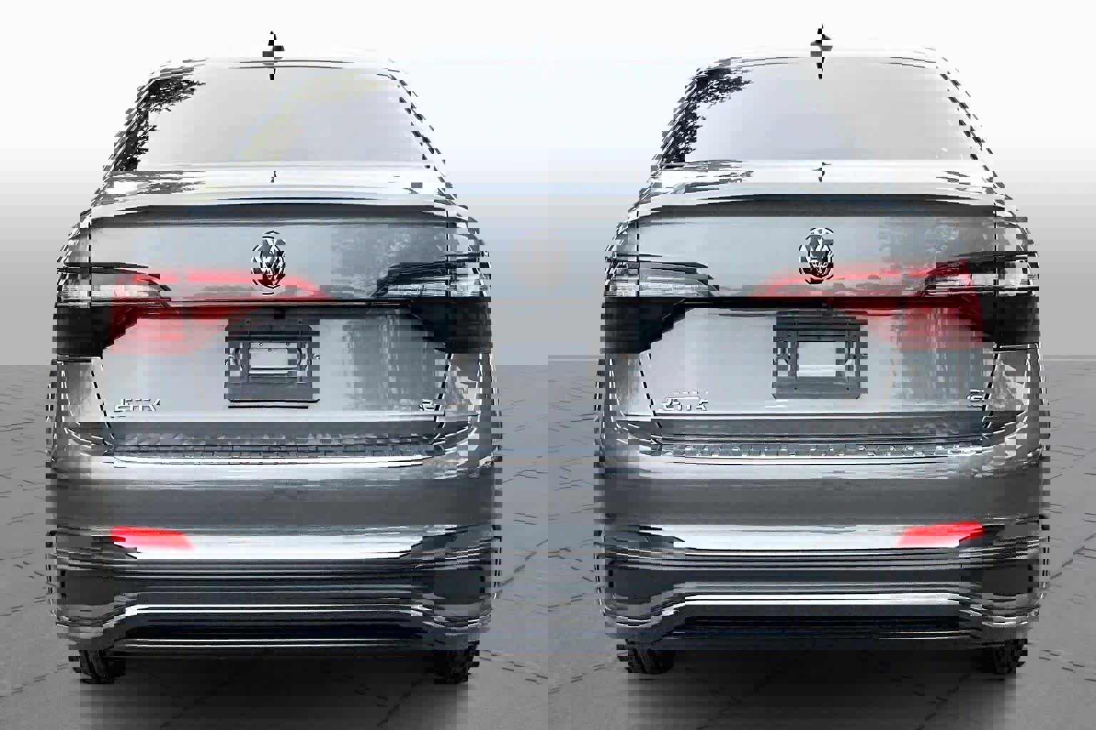 Certified 2023 Volkswagen Jetta SE image 5