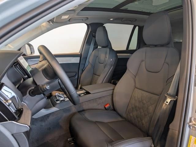 New 2026 Volvo XC90 T8 Plus w/ Protection Package Premier image 11
