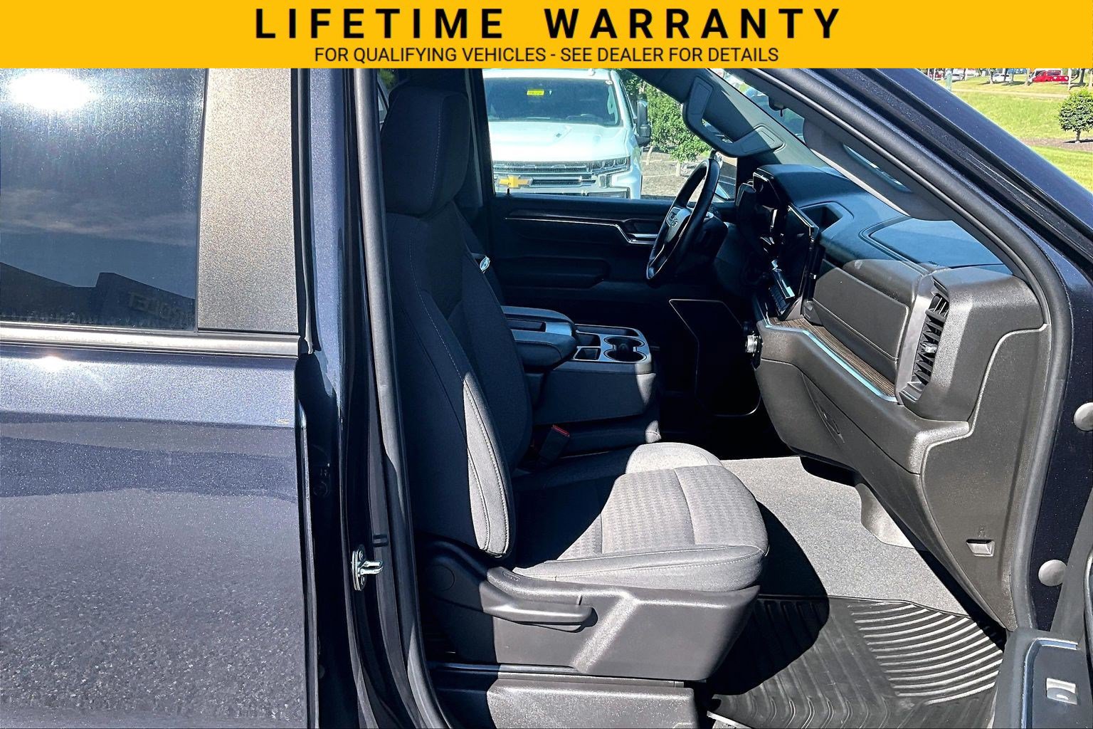 Certified 2024 Chevrolet Silverado 1500 RST w/ LPO, Dark Essentials Package AWD/4WD image 7