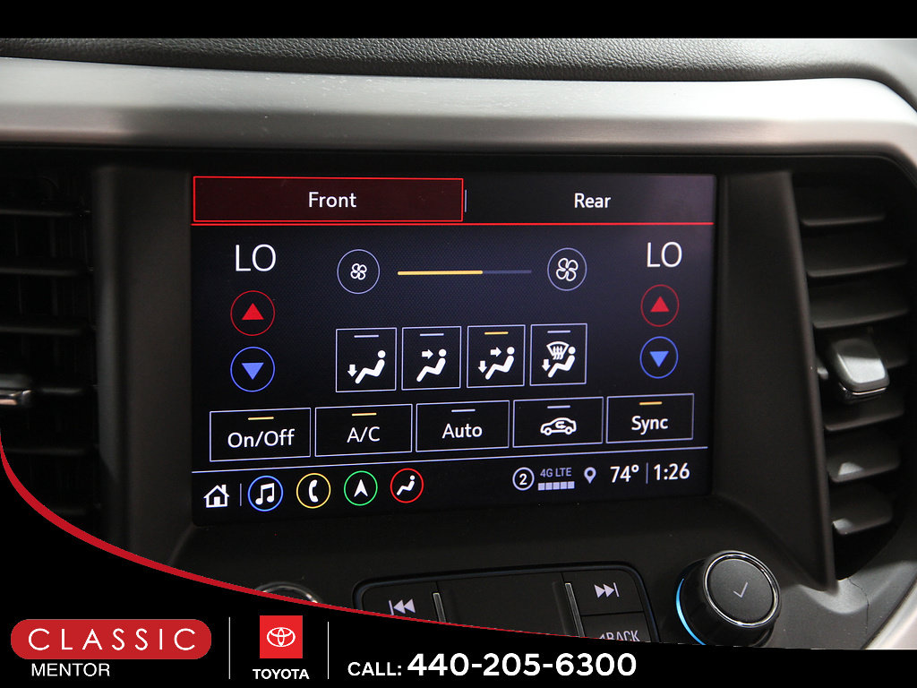 Used 2021 GMC Acadia SLT w/ Premium Package AWD/4WD image 14