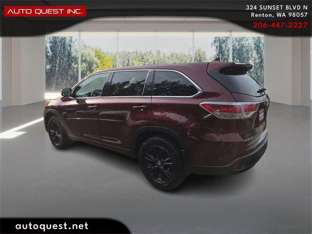 Used 2016 Toyota Highlander LE image 7