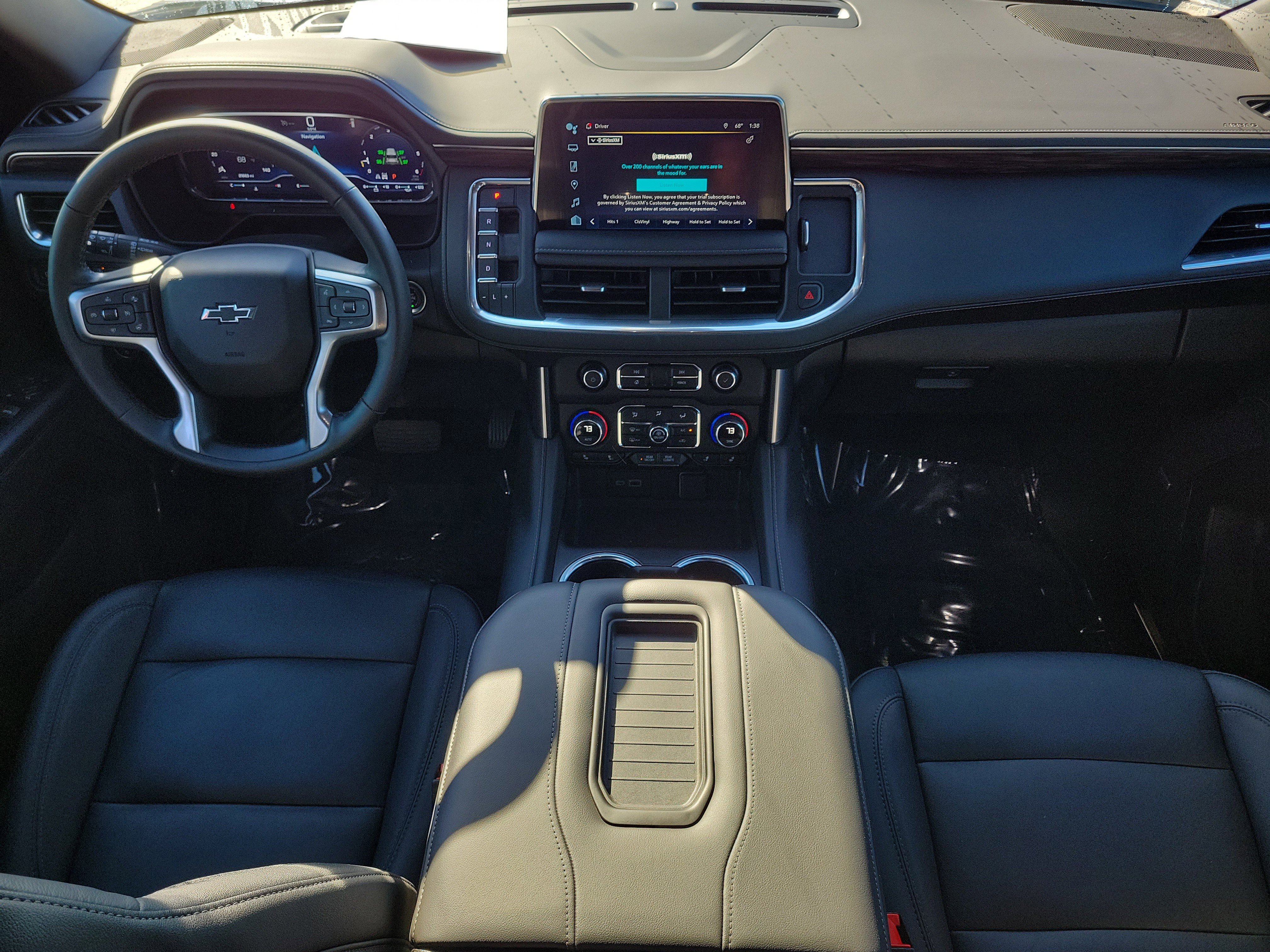 Used 2024 Chevrolet Tahoe Z71 w/ Luxury Package image 14