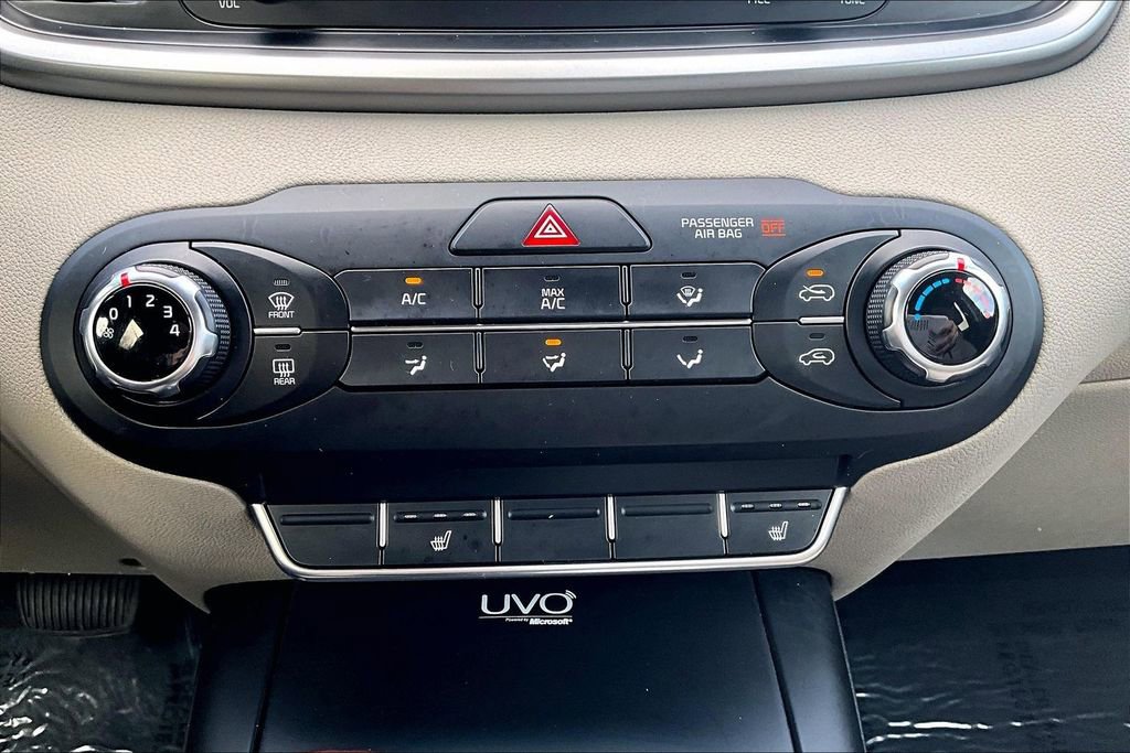 Used 2016 Kia Sorento LX w/ LX Convenience Package image 31