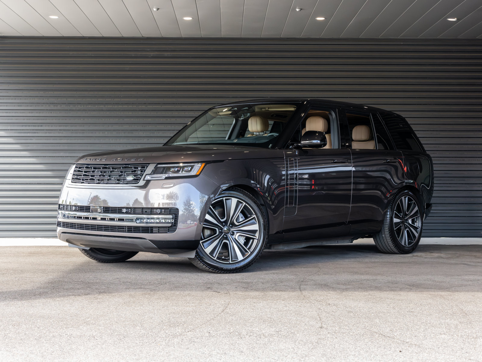 Used 2026 Land Rover Range Rover SE
