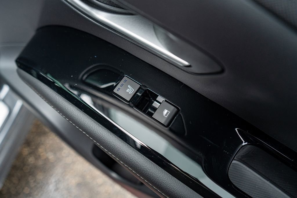 New 2025 Hyundai Tucson Limited image 16