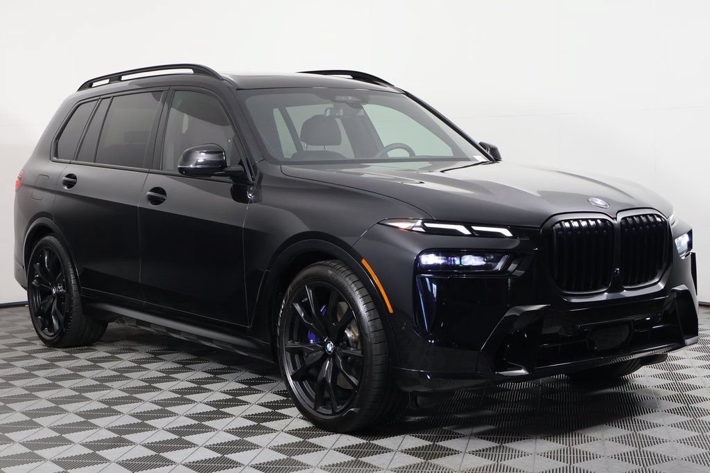 Used 2024 BMW X7 xDrive40i w/ Executive Package AWD/4WD image 3