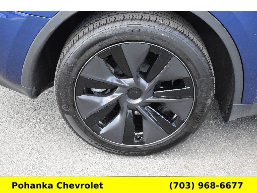 Used 2025 Tesla Model Y Long Range AWD/4WD image 28