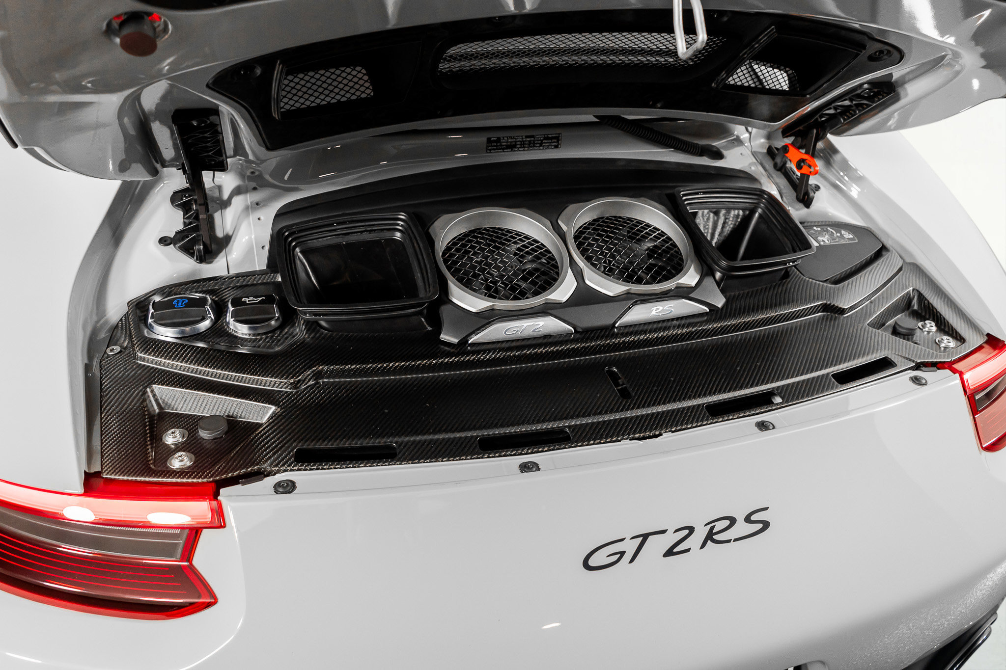 Used 2018 Porsche 911 GT2 RS w/ Weissach Package image 56