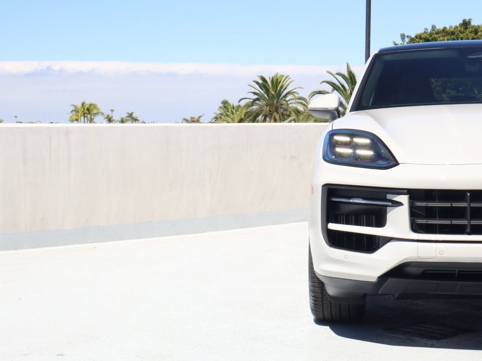 New 2026 Porsche Cayenne Coupe AWD/4WD image 12