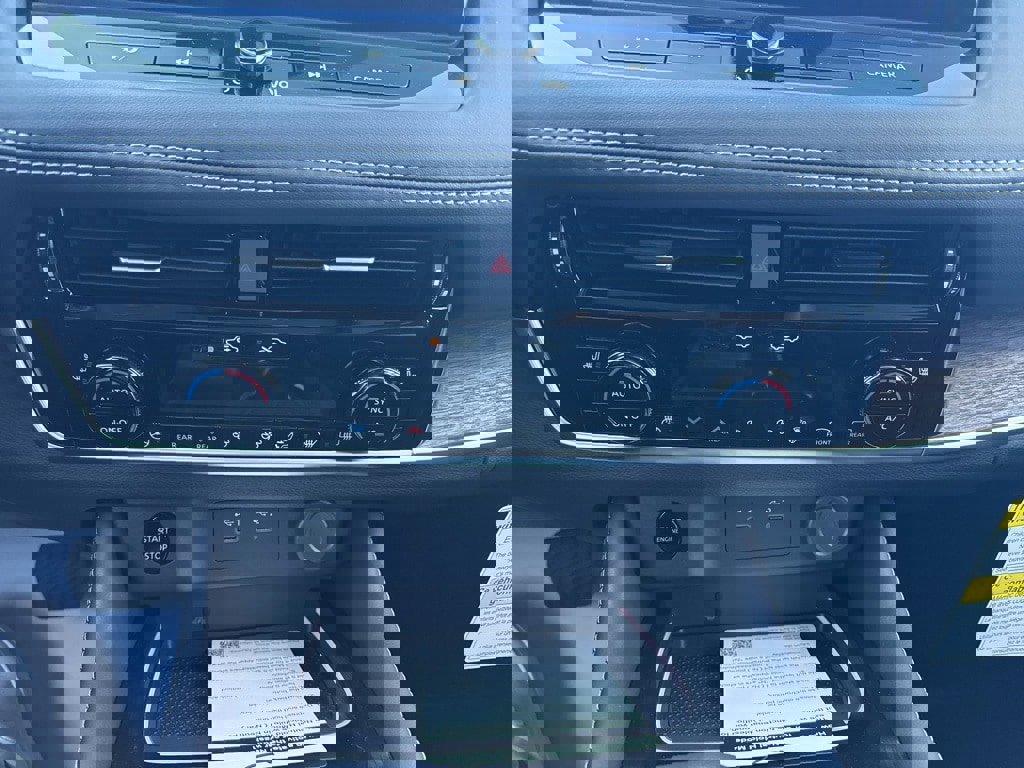 New 2026 Nissan Rogue Platinum image 15