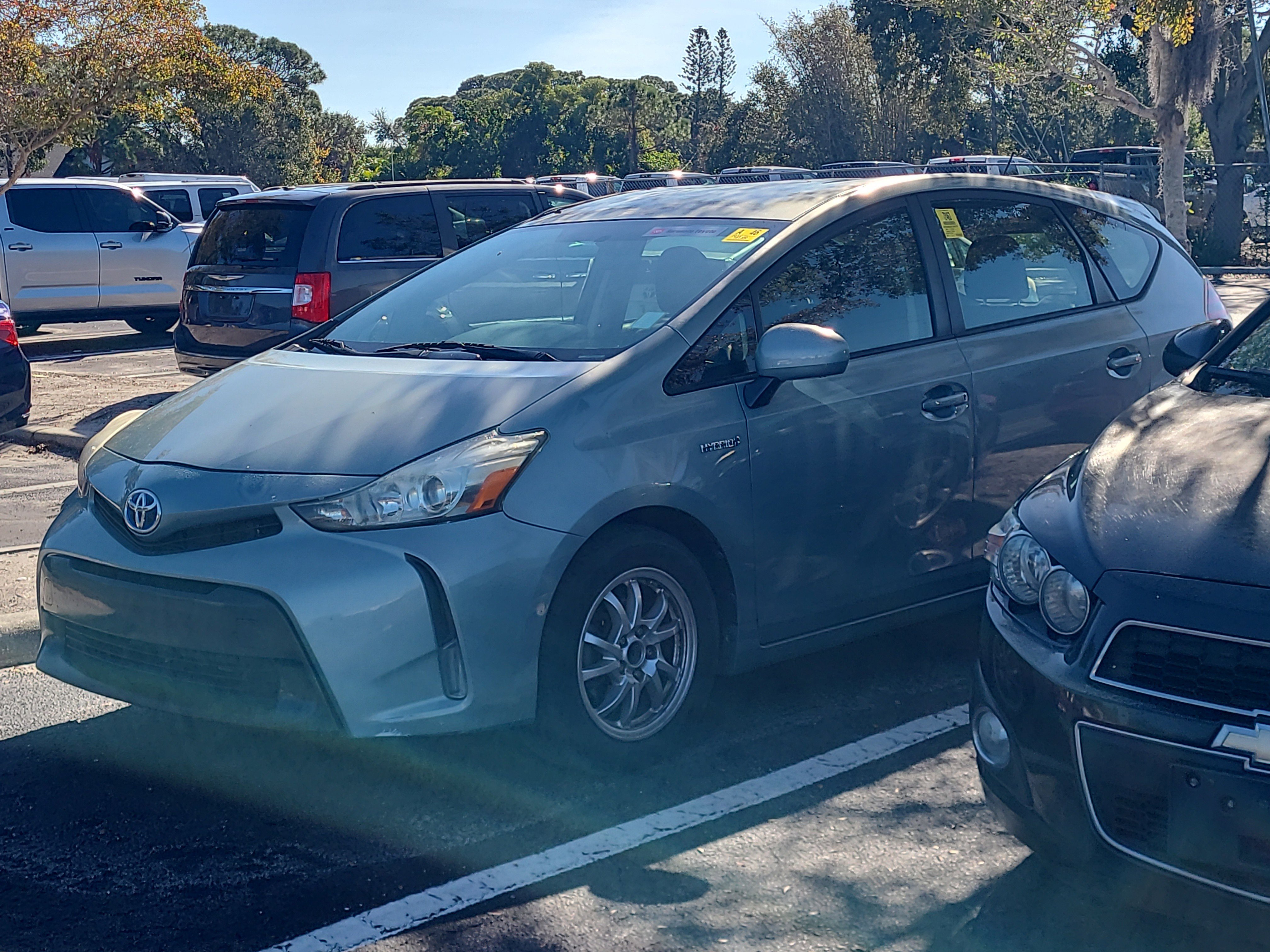 Used 2015 Toyota Prius V Three image 3