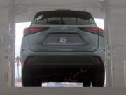 Used 2024 Toyota Highlander XLE FWD image 6