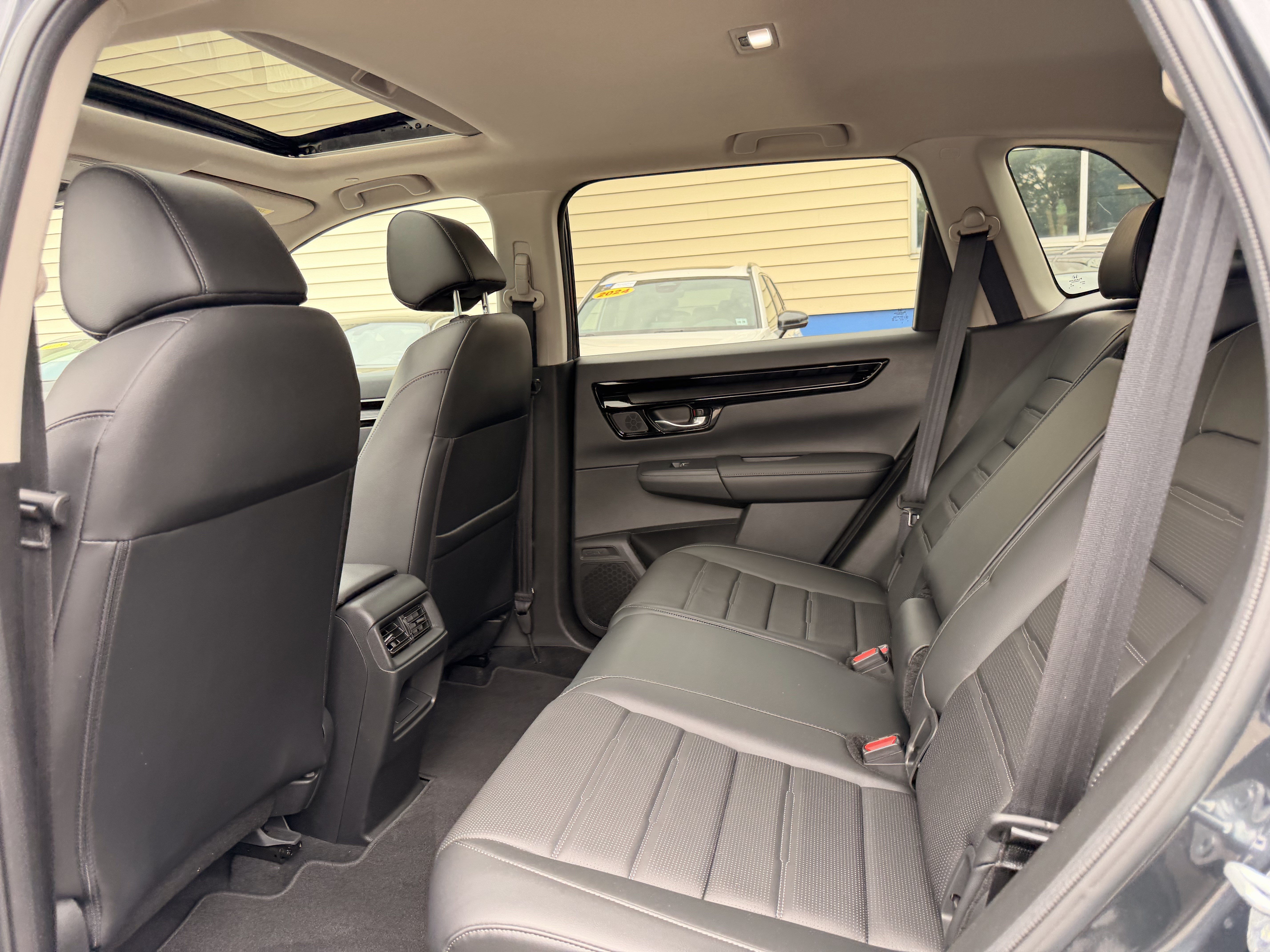 Used 2023 Honda CR-V EX-L image 26