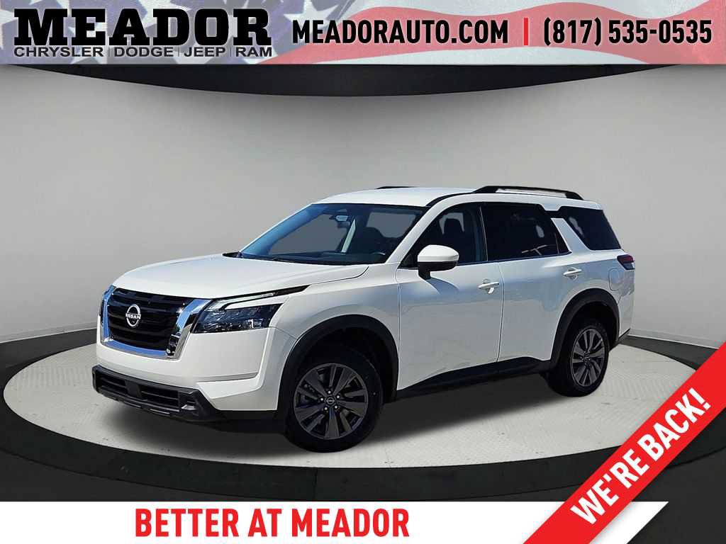 Used 2024 Nissan Pathfinder SV