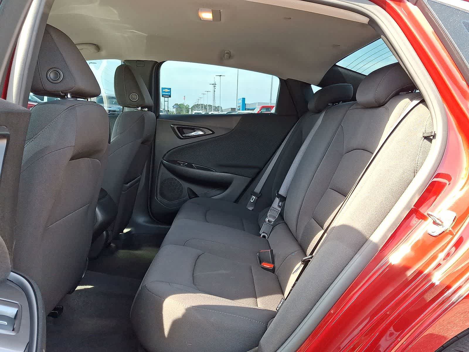 Used 2023 Chevrolet Malibu RS FWD image 28
