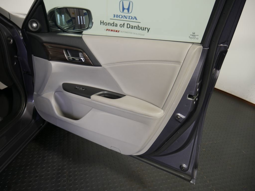 Used 2016 Honda Accord EX-L image 5