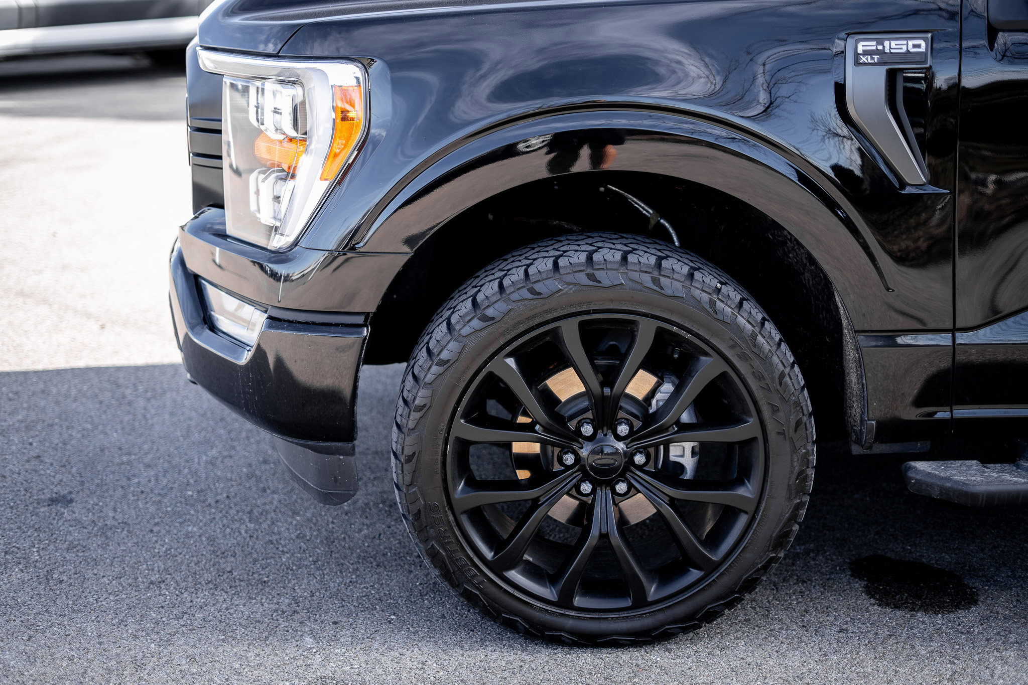 Used 2022 Ford F150 XLT w/ Equipment Group 302A High image 10