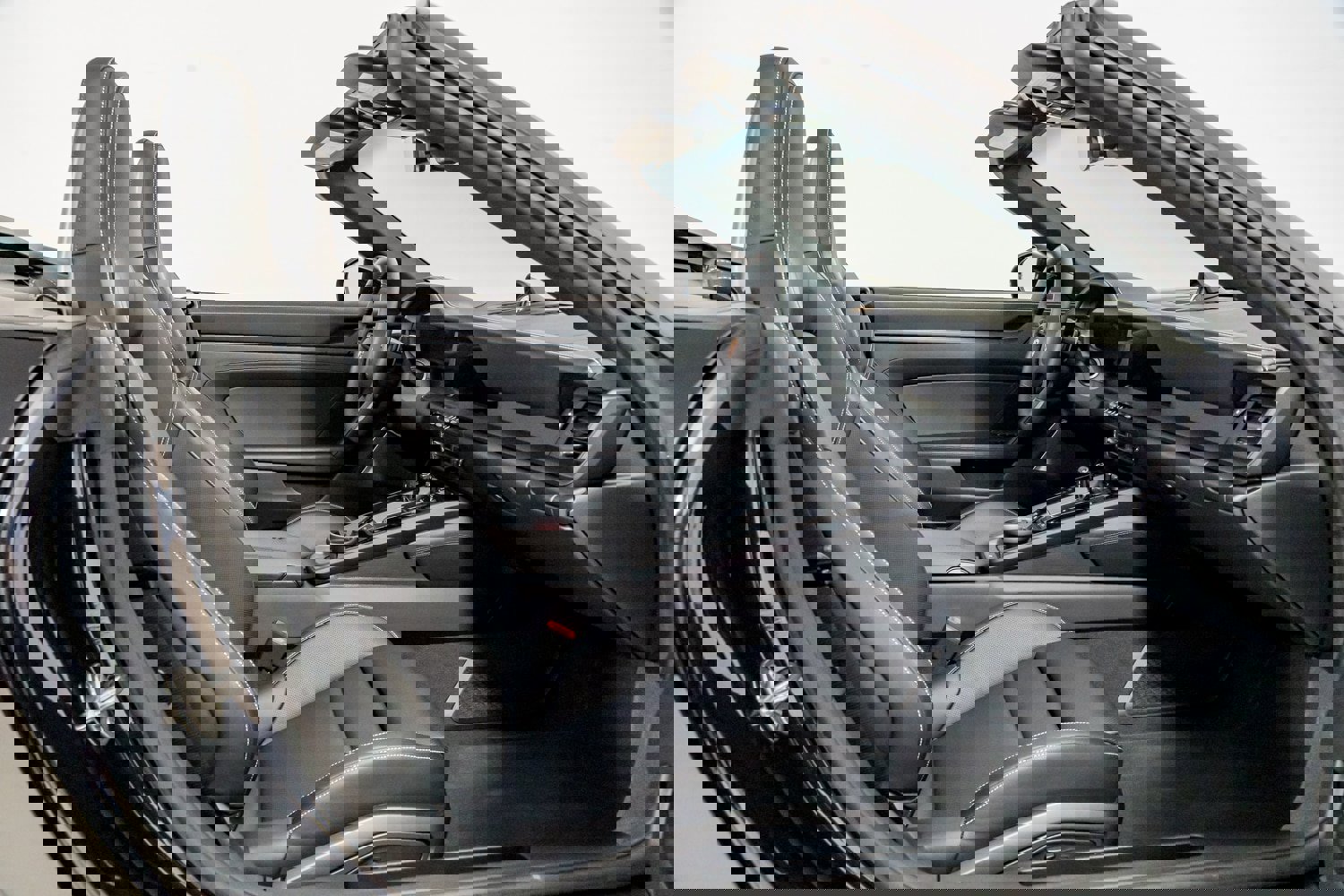 Used 2026 Porsche 911 Carrera 4 GTS AWD/4WD image 36