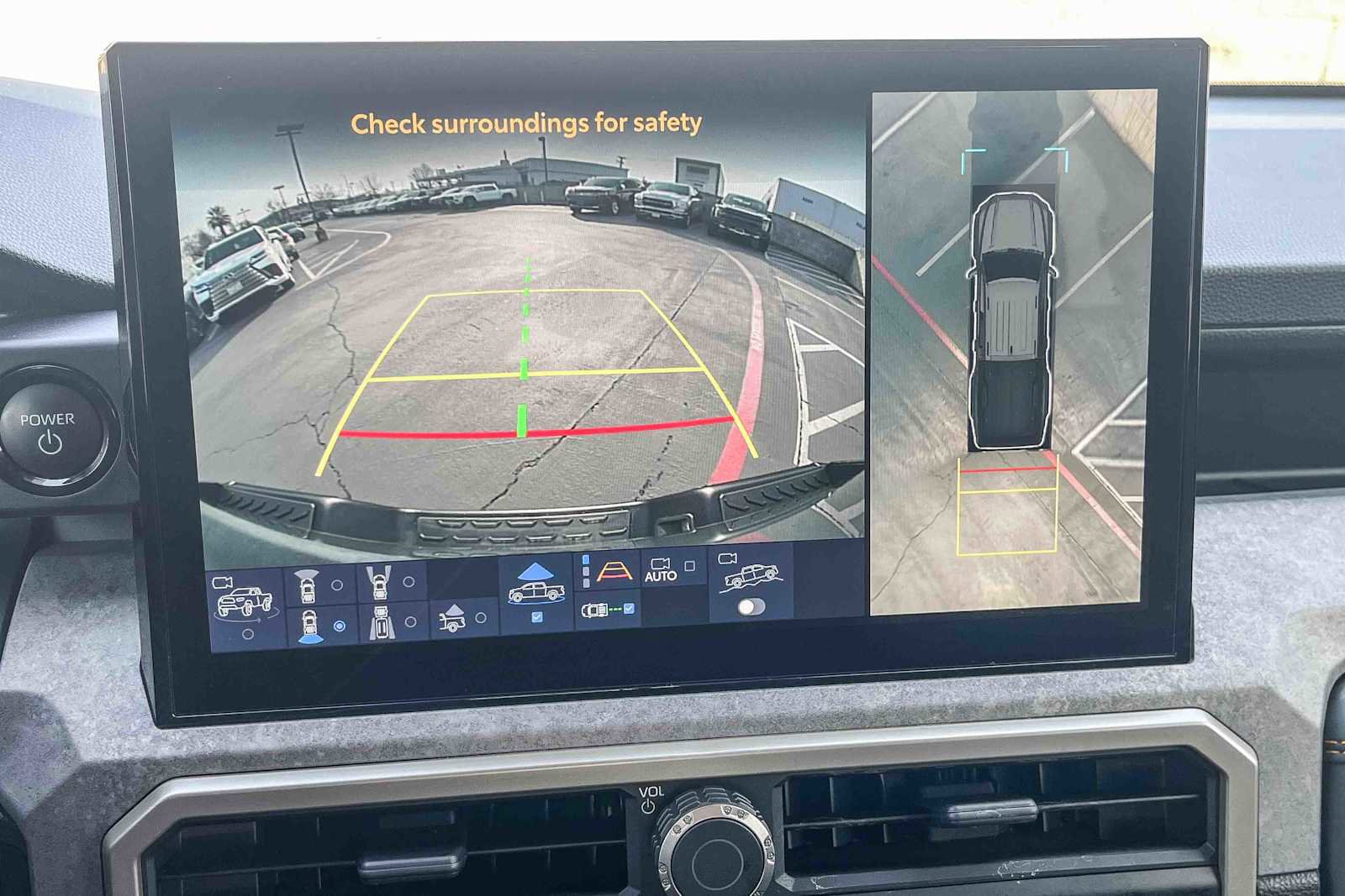 Used 2025 Toyota Tacoma 4x4 Double Cab Hybrid image 23