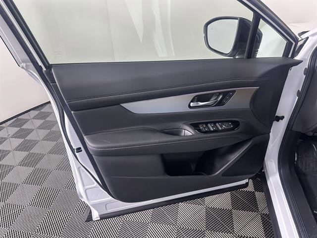 New 2025 Nissan Murano SL image 18