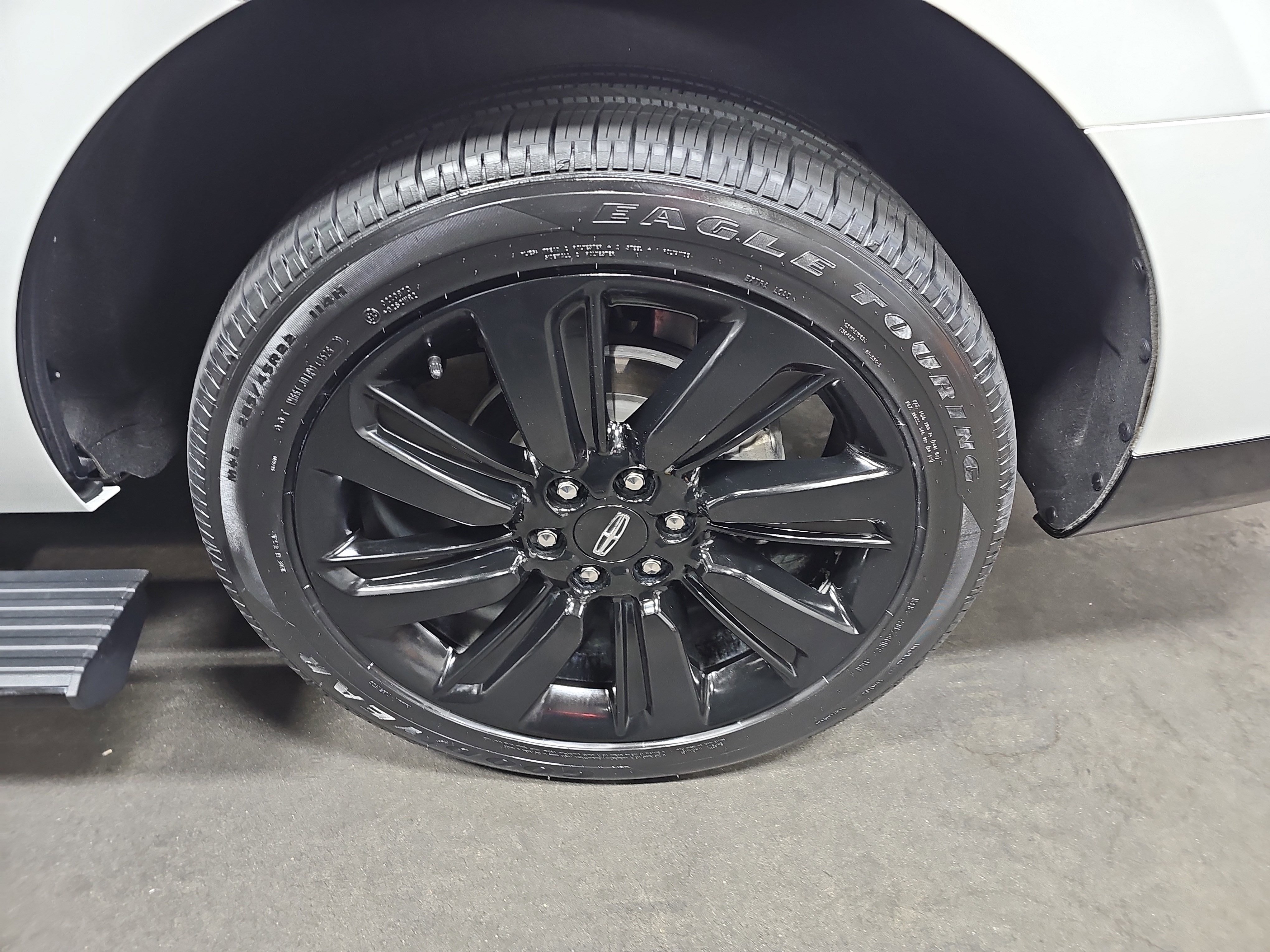 Used 2024 Lincoln Navigator Black Label AWD/4WD image 36