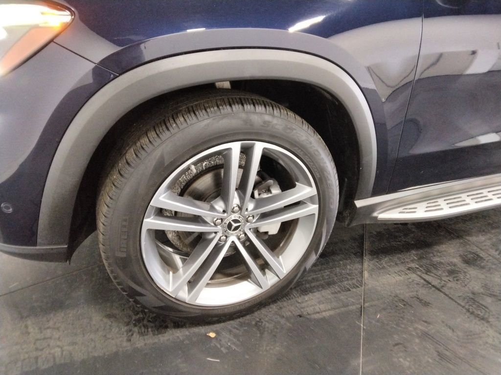 Used 2021 Mercedes-Benz GLE 350 4MATIC w/ Premium Package image 46