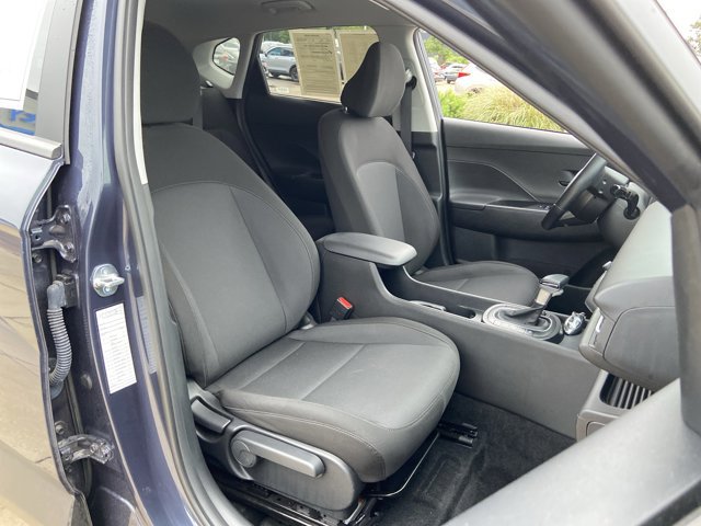 Used 2025 Hyundai Kona SEL FWD image 16