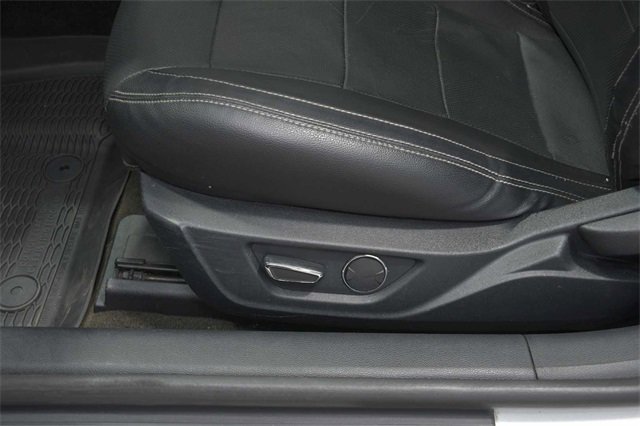 Used 2022 Ford Mustang Premium image 18