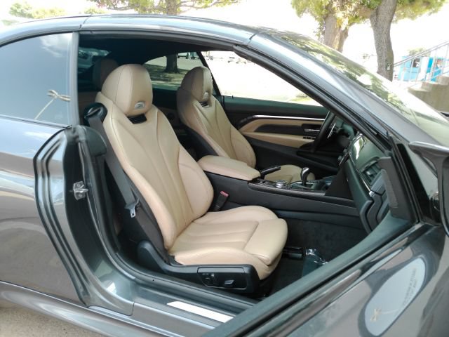 Used 2015 BMW M4 Convertible RWD image 26