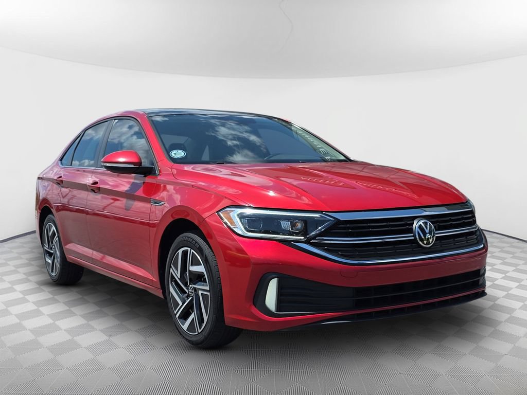 Used 2022 Volkswagen Jetta SEL FWD image 2