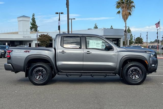 New 2026 Nissan Frontier PRO-4X w/ Tow Package AWD/4WD image 3