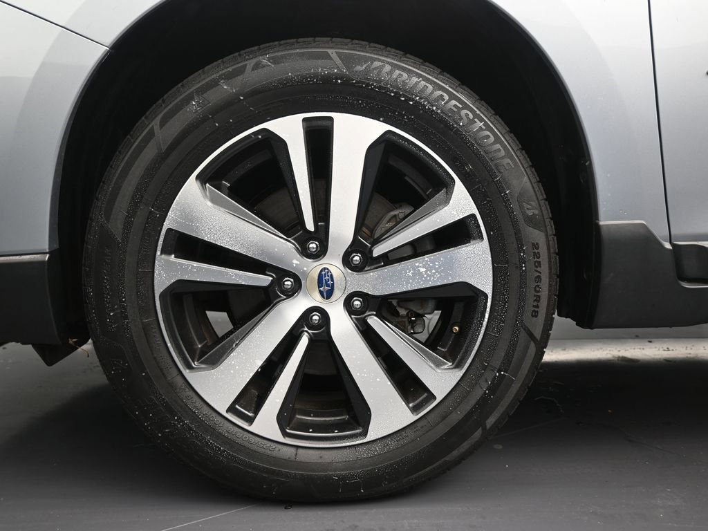 Used 2019 Subaru Outback 3.6R Limited image 10