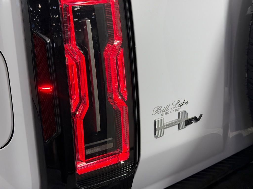 Used 2025 GMC Hummer EV 2X AWD/4WD image 13