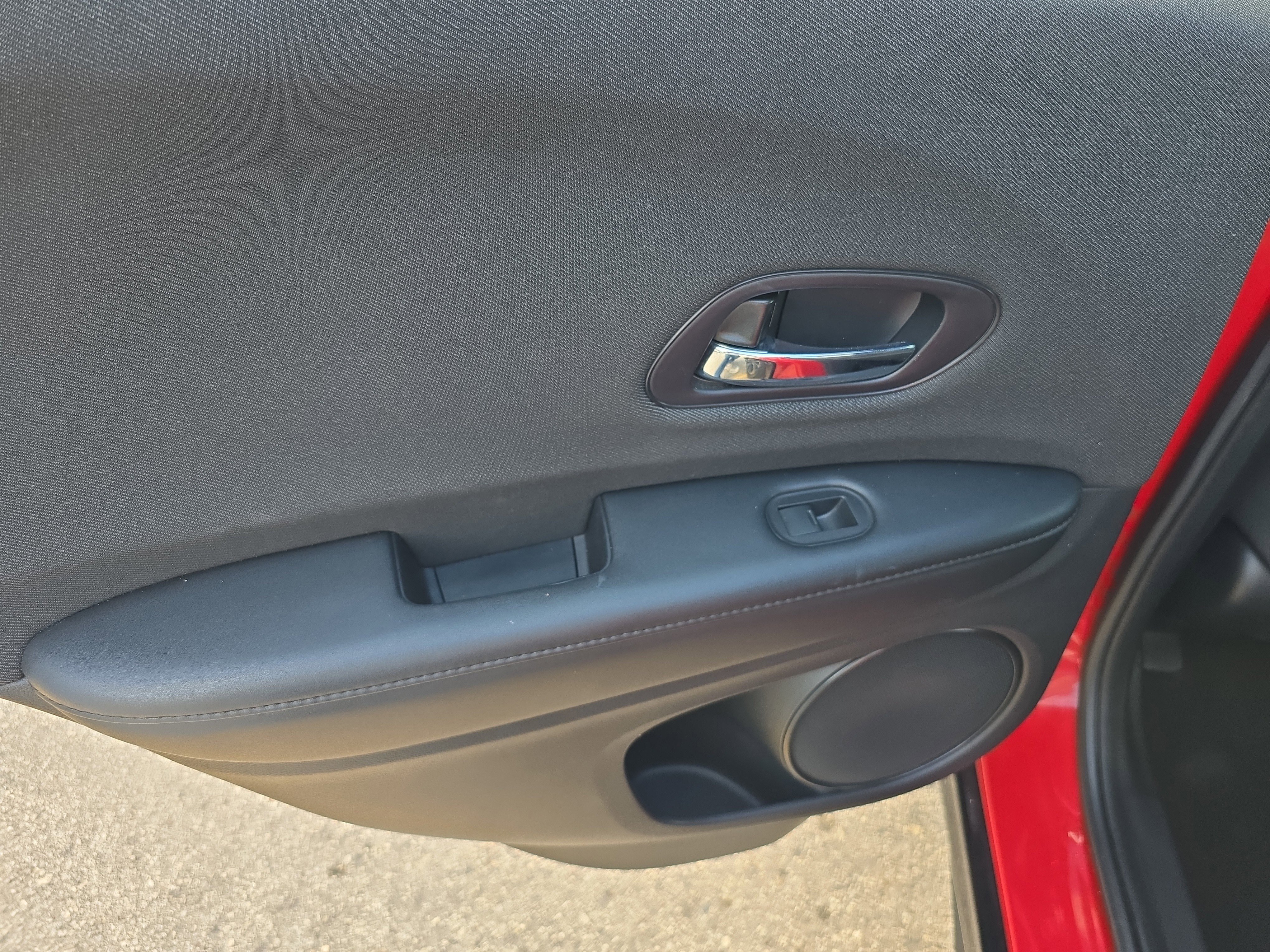 Certified 2019 Honda HR-V Sport image 8