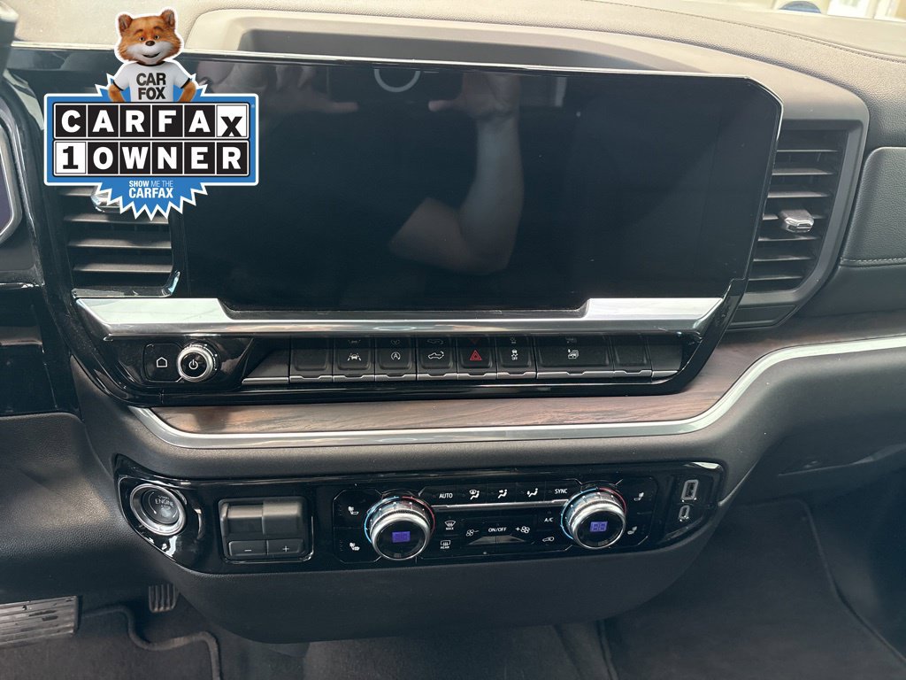 Used 2026 GMC Sierra 1500 SLT AWD/4WD image 9