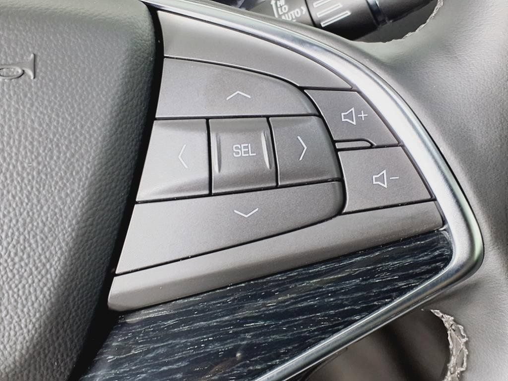 Certified 2025 Cadillac XT5 Premium Luxury AWD/4WD image 12