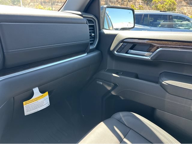 New 2026 GMC Sierra 1500 Elevation w/ Elevation Premium Package AWD/4WD image 8