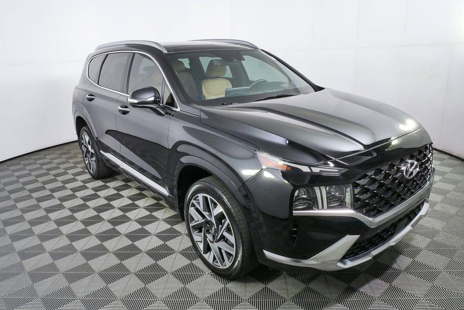 Used 2023 Hyundai Santa Fe Calligraphy AWD/4WD image 8