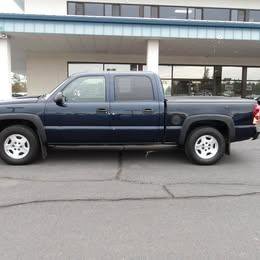 Used 2005 Chevrolet Silverado 1500 LT AWD/4WD image 2