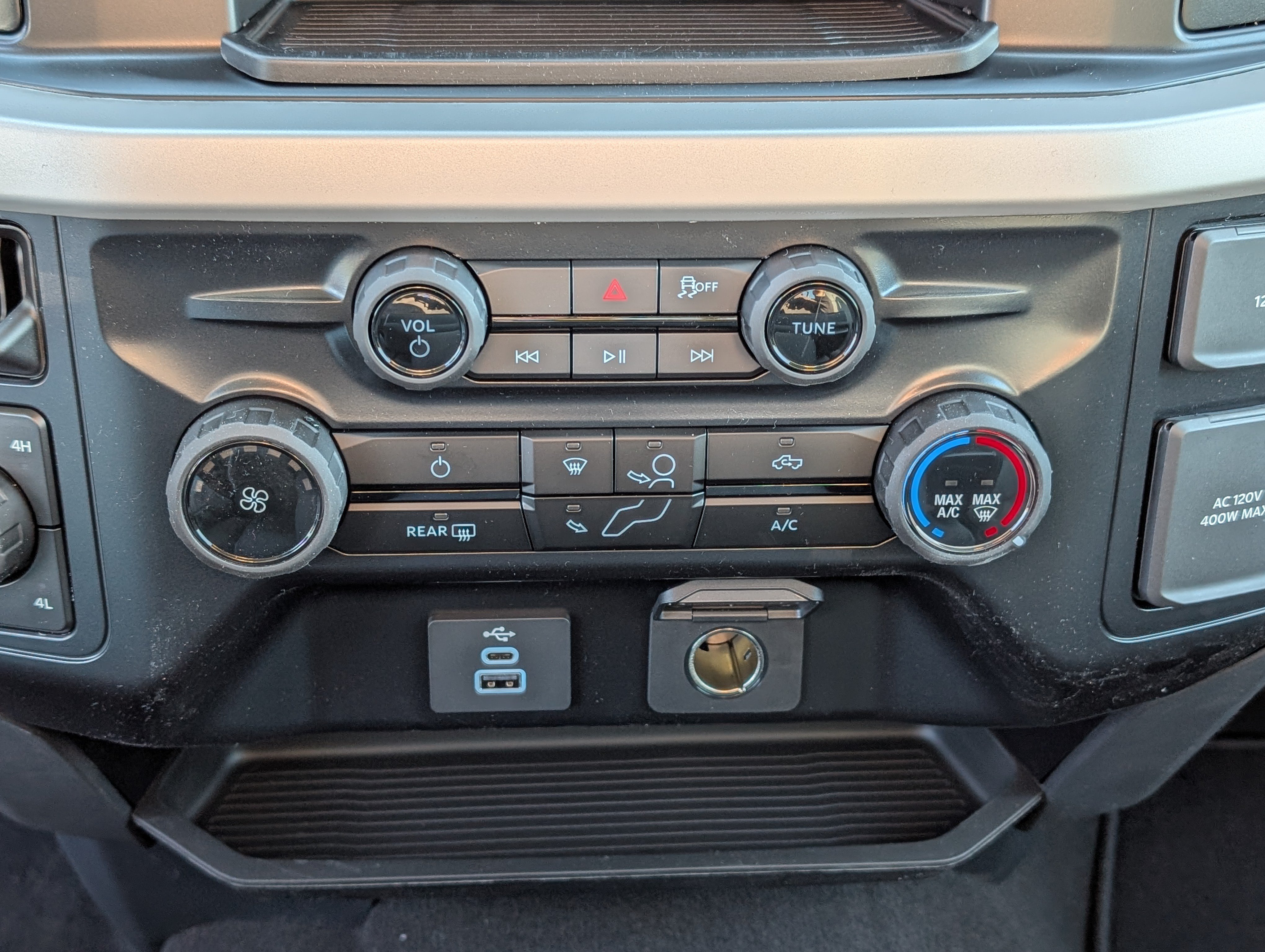 New 2026 Ford F250 XL w/ STX Appearance Package AWD/4WD image 20