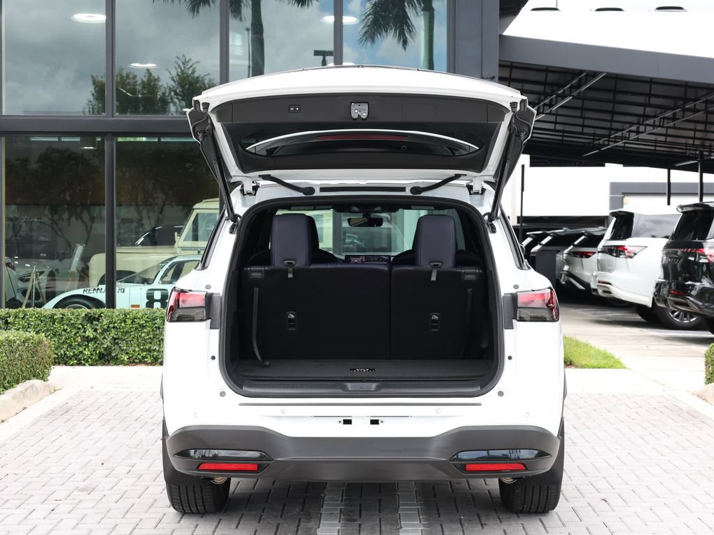 Certified 2026 INFINITI QX60 Sport w/ Dark Cargo Package AWD/4WD image 7