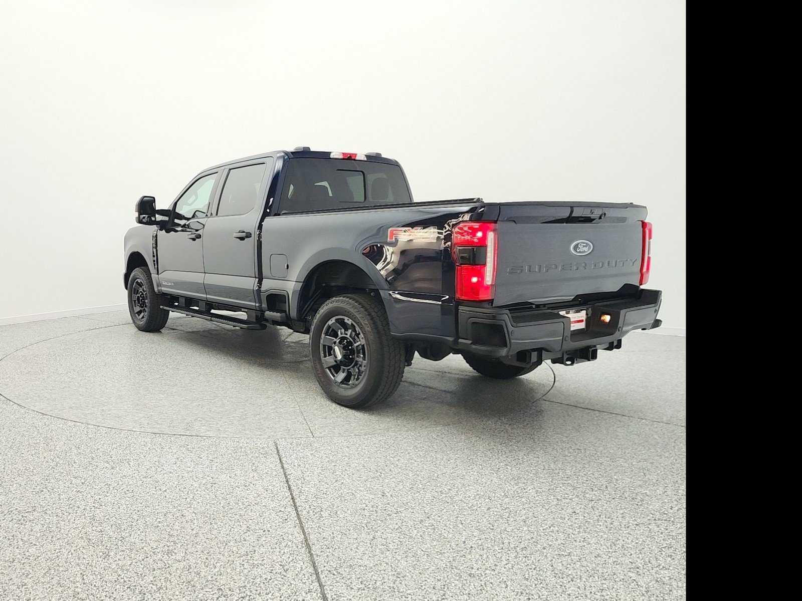 Used 2023 Ford F250 Lariat w/ Sport Appearance Package image 7