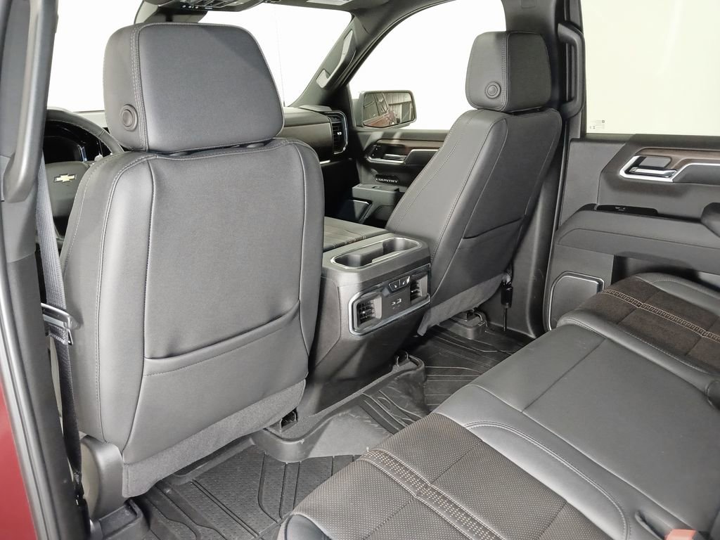 Used 2025 Chevrolet Silverado 1500 High Country w/ Technology Package image 14