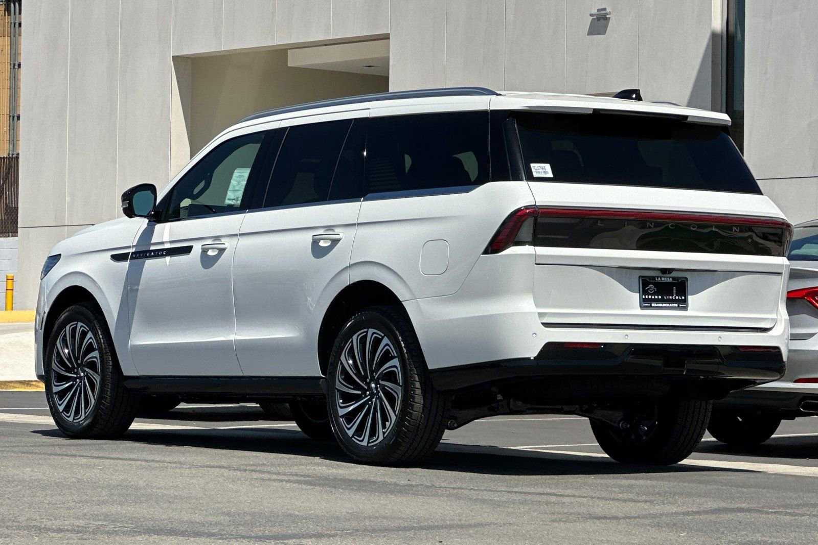 New 2026 Lincoln Navigator Black Label AWD/4WD image 5