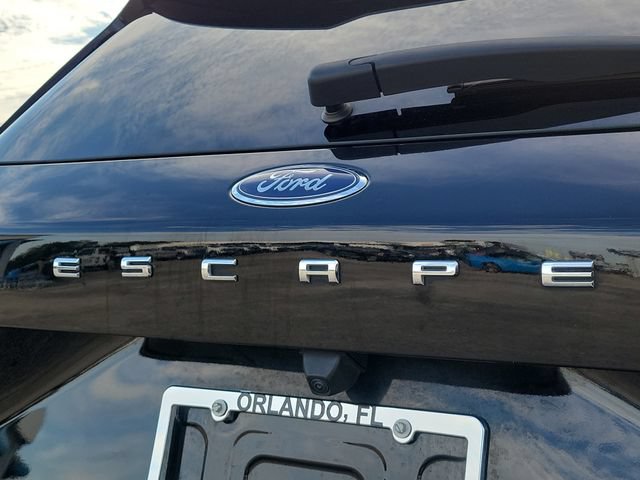 Certified 2025 Ford Escape ST-Line Select AWD/4WD image 9