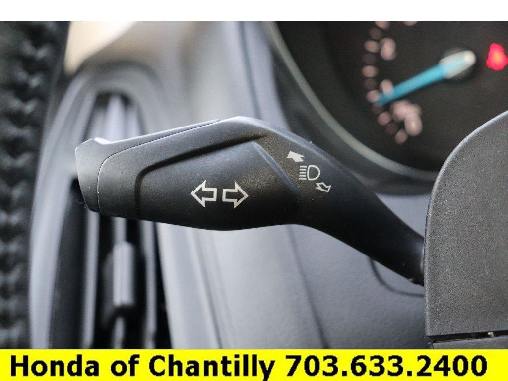 Used 2018 Ford Focus SE w/ SE Appearance Package image 11