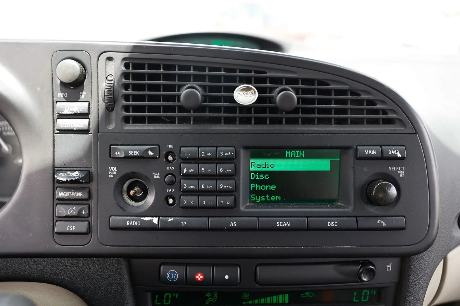 Used 2004 Saab 9-3 Aero FWD image 30