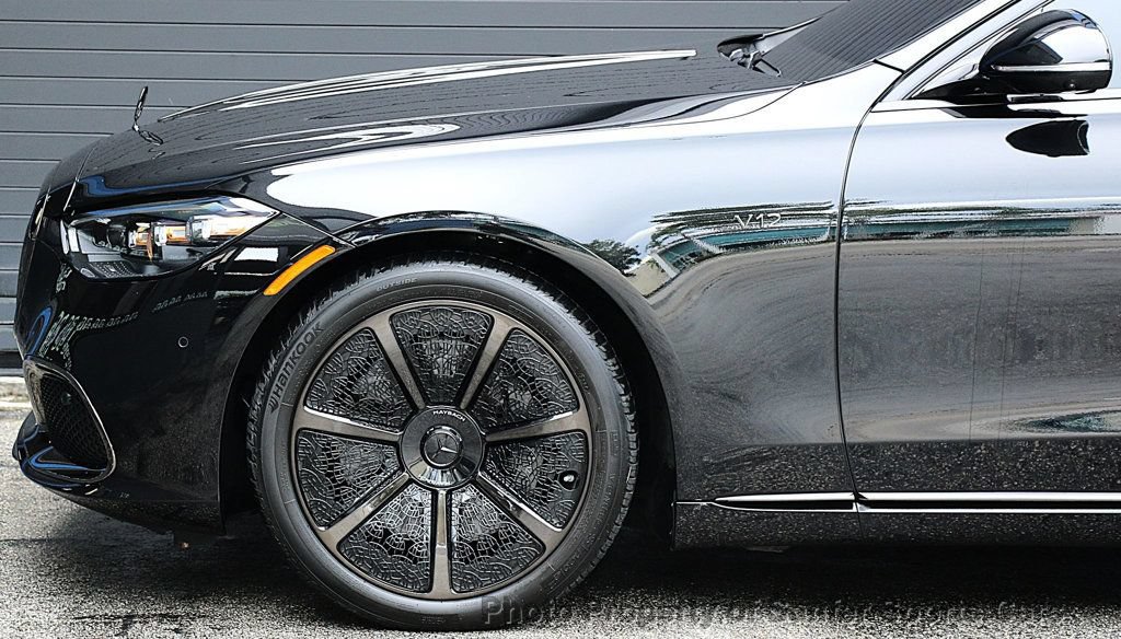 Used 2025 Mercedes-Benz Maybach S 680 4MATIC image 17